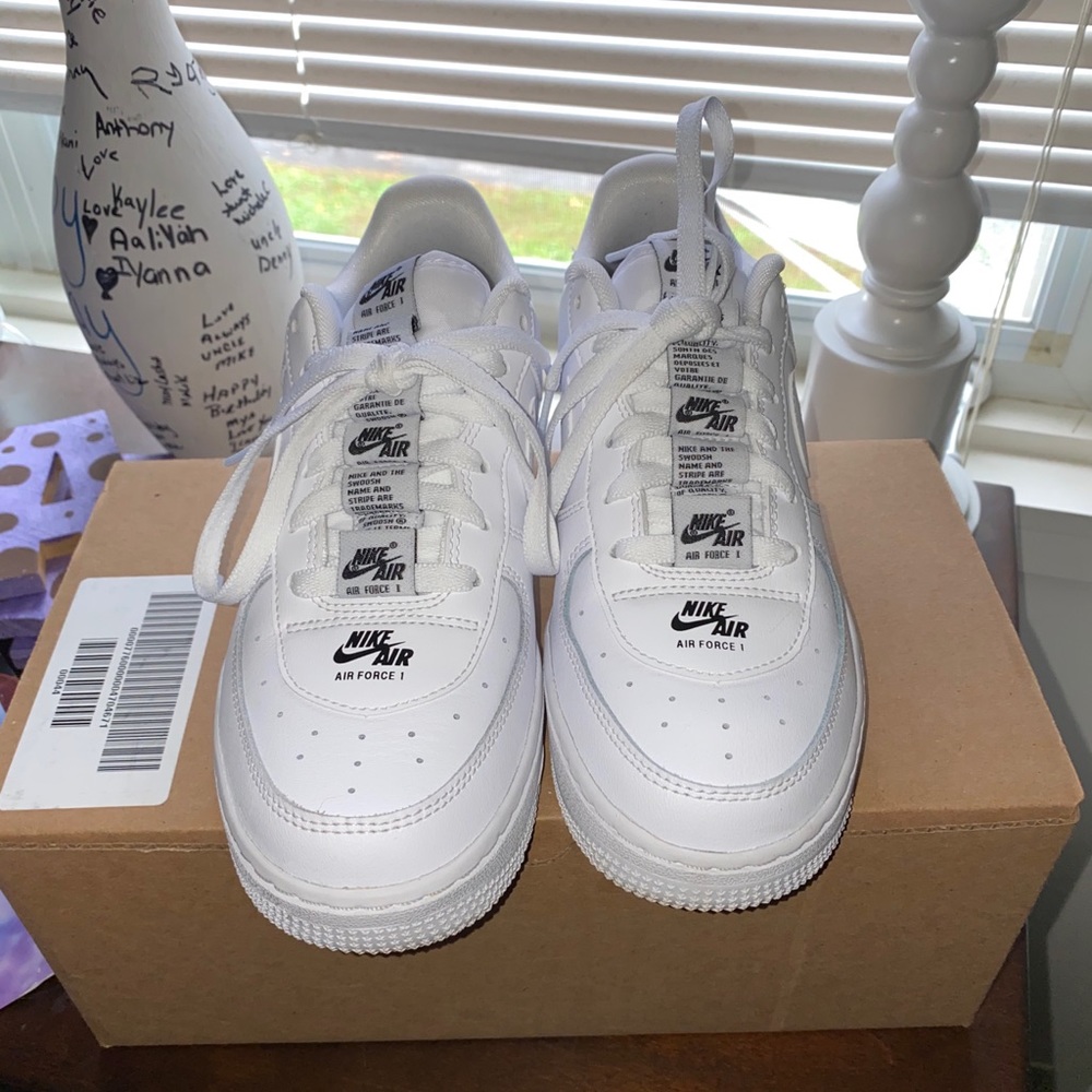 Nike Air Force 1